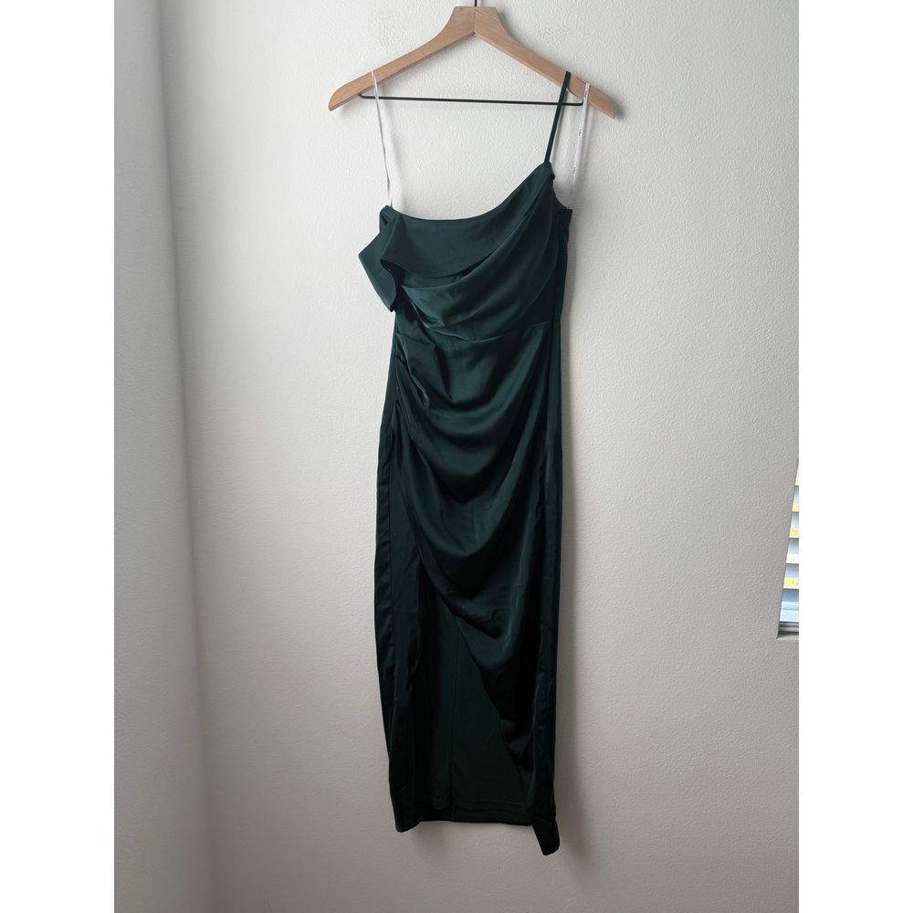 Lulu's Elegant Forest Green Evening Gown